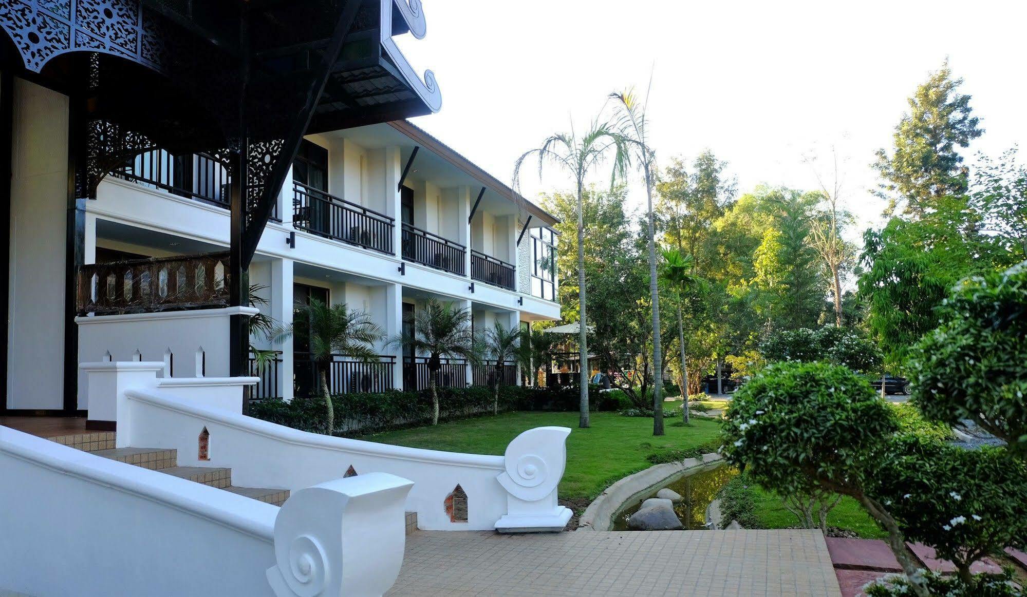 Radateeree Resort Chiang Mai Exteriör bild